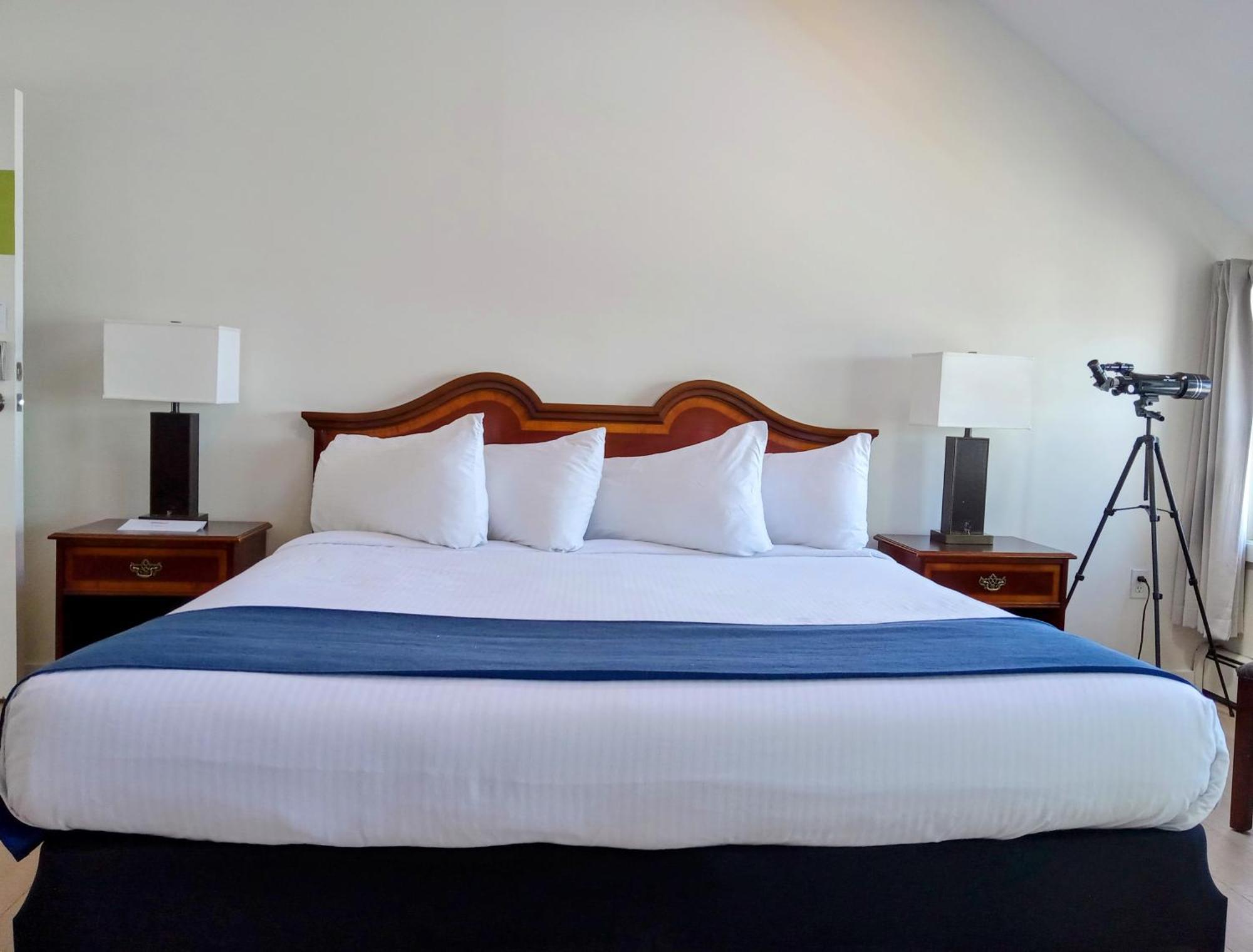 Hotel Wolfe Island Marysville 외부 사진